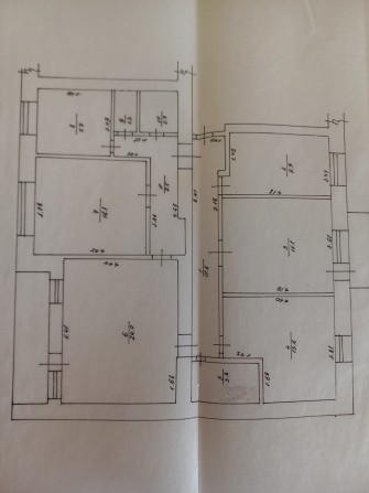 Продам велику простору 5-кімнатну квартиру - фото 1