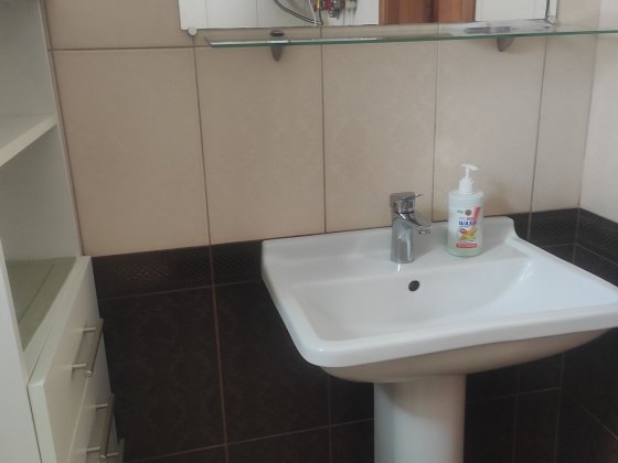 Здам будинок,з гаражем. Коростышев