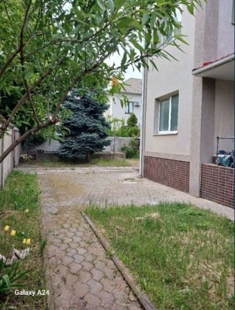 Сдам дом  150 м 3 к кухня студия Малиновского/рынокгараж, можно с - фото 1