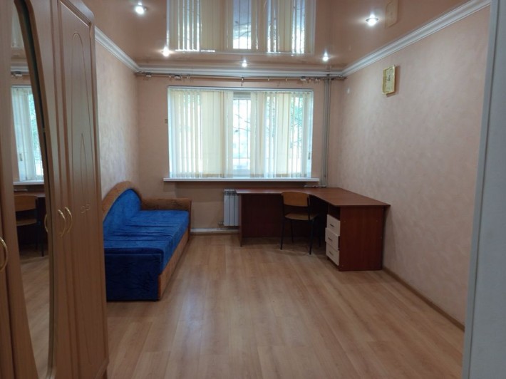 Сдается 2к квартира на 1 этаже - фото 1