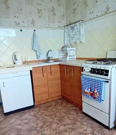 Сдаю 3х кімнатна квартиру в центрі міста на довготривалий період - фото 1