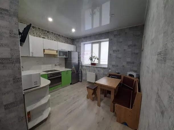 1 квартира біля парка Дубки, ЖК Статус - фото 1