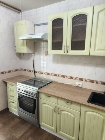 Сдам 1 комнатную квартиру с огромным бонусом - фото 1