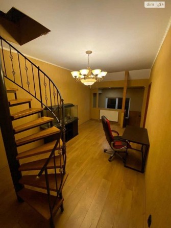 Здається 3-поверхова квартира 94 м² на Кошицькій - фото 1
