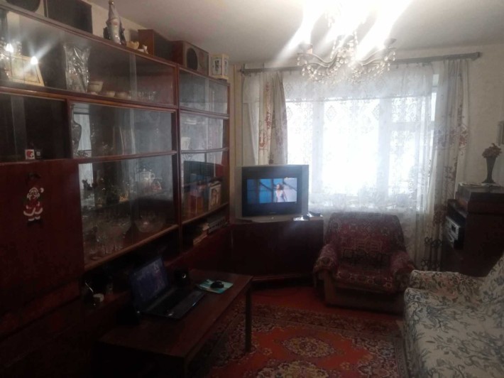 2-кімнатна, 2 окремі кімнати в 3-кімнатній квартирі без господаря - фото 1