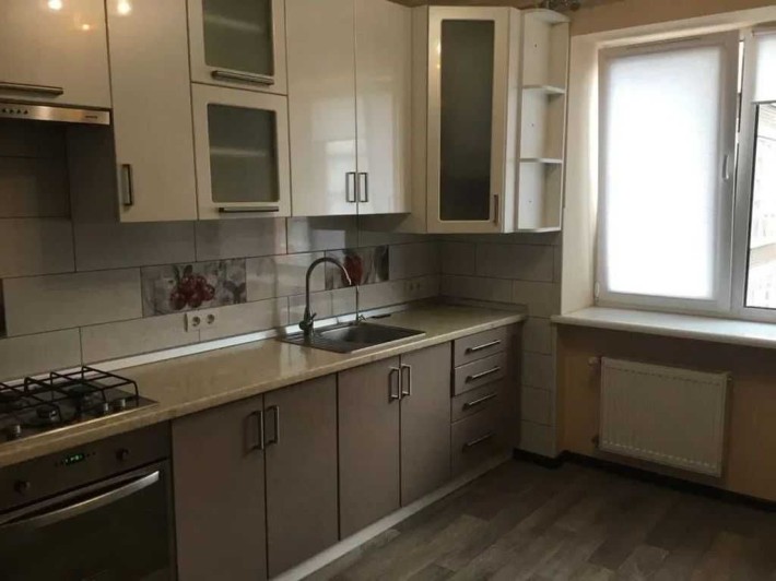 Сдам 1к квартиру на Титова 16 - фото 1