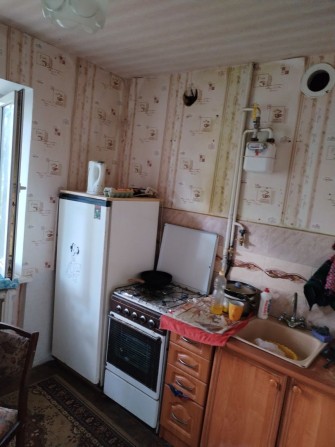Сдам 2х комнатную на 12 квартале,  р-н 61 школы, 12 квартал - фото 1