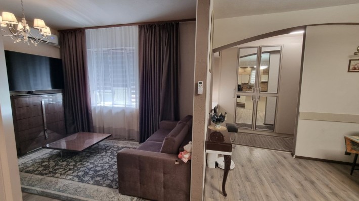 Оренда квартири  2к кімнати 83 кв.м  на Підгірній в центрі - фото 1