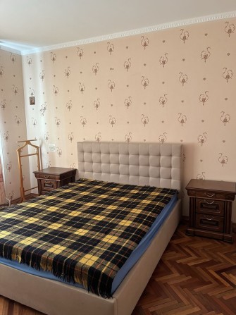 Центр. Оренда 2/х кім кв. з меблями та технікою. Лічильник тепла - фото 1
