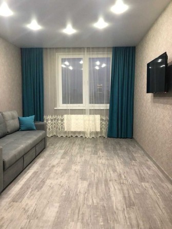Сдам 1 к. квартиру на Коробова 14 - фото 1