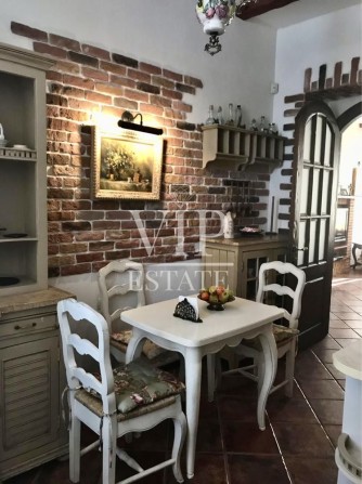 Первая сдача‼️3 к.кв.,70 м.кв.,2/5. Сталинка 100% Чернышевского, Центр - фото 1