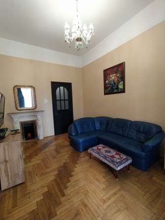 2к квартира, своя, центр, ст м Университет, ул Пирогова 4/26 - фото 1