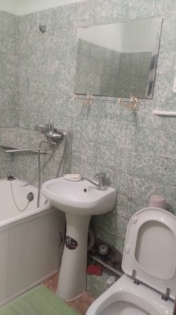 Сдаю 1кв Гагарина/ Центр/.Мебель,техника.Паре/одномуДлит-о - фото 1