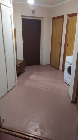 Сдам 1 комн. кв- 3200. На Солнечном, м.Индустриальное - две остановки - фото 1