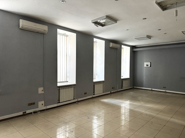 БЕЗ % Аренда офиса 231м2, ул. Ивана Драча 6, центр - фото 1