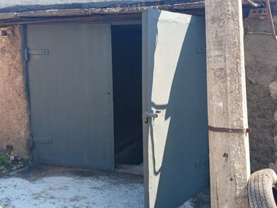 Гараж  в районе 95й квартал. Кривой Рог