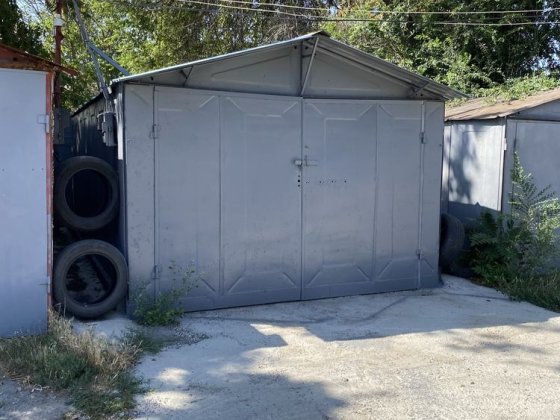 Продам гараж в кооперативе Дніпро