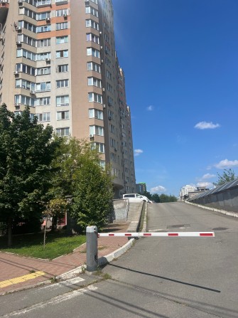 Продам паркомісце, Касіяна 2/1 - фото 1