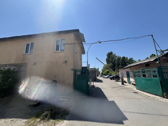 Продам гараж.Ідеальний стан.ГБК Алмаз.Власник.Електротехнічна 64, 35м2 Київ