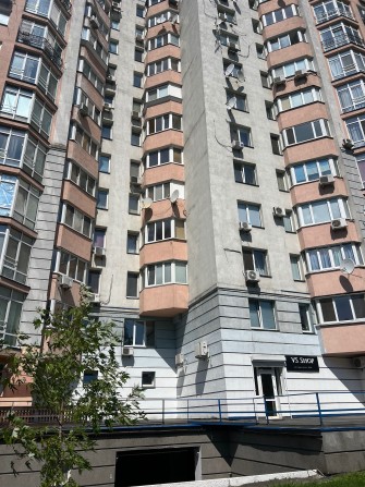 Продам паркомісце ЖК « Ліко Граді» Ломоносова 60 А - фото 1