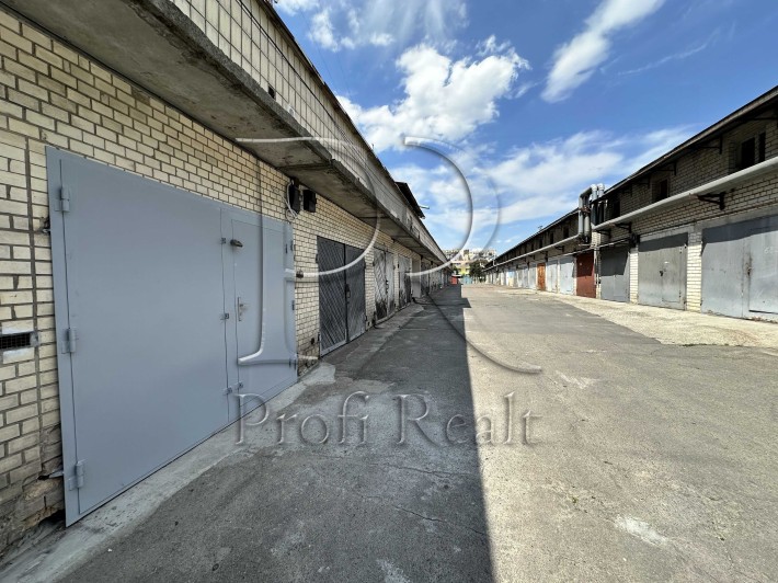 Продаж гаражного приміщення 36 кв.м. на Березняках - фото 1