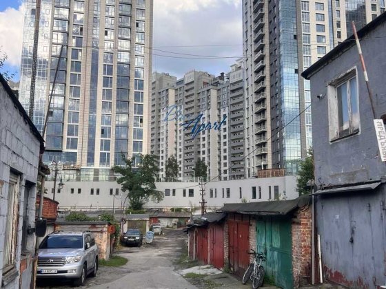 Гараж в ГК "Дніпро", 6000 дол. Київ