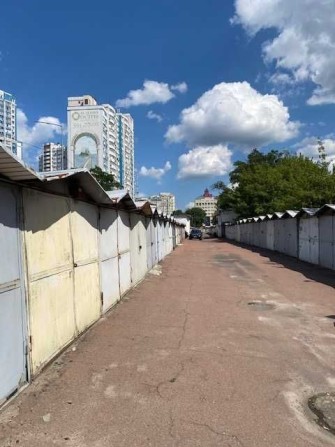 гараж біля ЖК Зелений Острів (метро Берестейська) - фото 1
