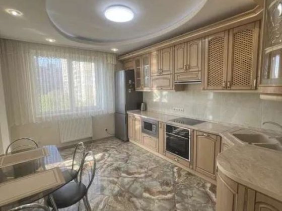 Продаж 2-к квартири вул. Ревуцького 9 Київ