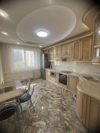 Продаж 2-к квартири вул. Ревуцького 9 - фото 1