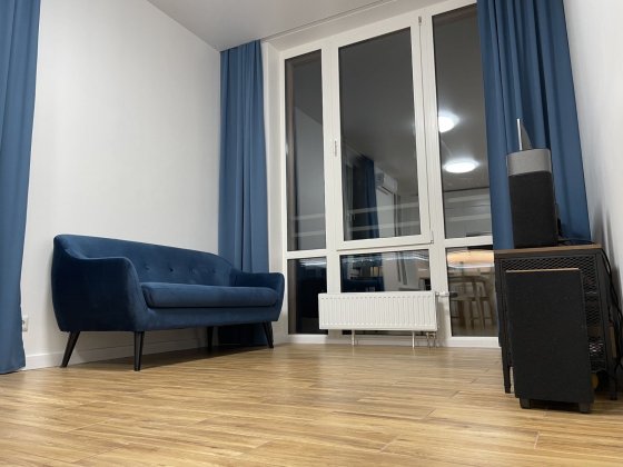 Продам 2-кімнатну квартиру по вулиці Дніпровська набережна, 18 Київ