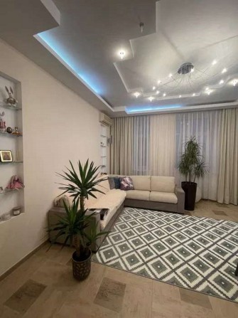 Продаж 3-х кімнатної квартири на вул.Іллєнка Юрія (Мельникова), 22 м.Лук'янівська - фото 1