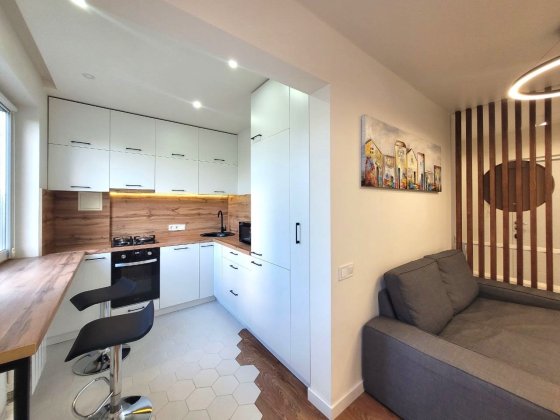 Продаж 2-к квартири вул.Прирічна 5, Оболонський район Київ