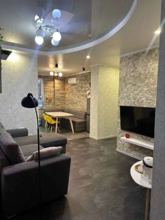 Продаж 2-кімнатної квартири просп. Берестейський 5в - фото 1