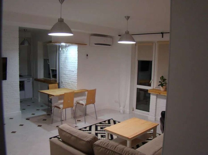 Продаж 3-к квартири по вул. Велика Васильківська 136, пл.64 кв.м. - фото 1