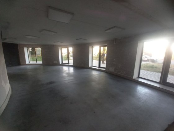 Нове Оренда Приміщення на червоній лінії (ЖМ ЗАХІДНИЙ) біля "Варуса" Днепр