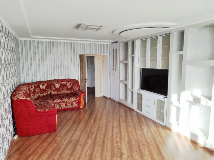 Продаж 3-х кімнатної квартири(99,8м.кв) по вул.Шевченка,4а.Бровари. - фото 1