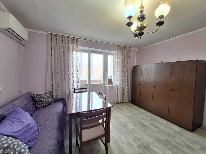 1-кімнатна 35м УКОМПЛЕКТОВАНА  Лютнева 16, м.Бориспіль - фото 1