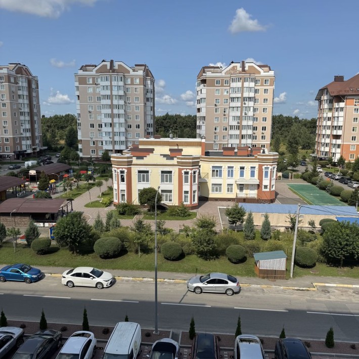 Однокімнатна квартира в Бучі біля садочку - фото 1
