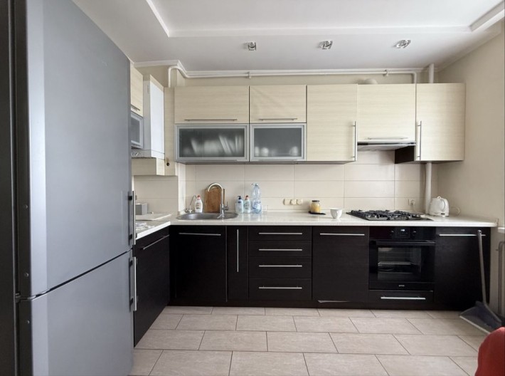 Продаж 2 кім вул. Нова 4, центр - фото 1