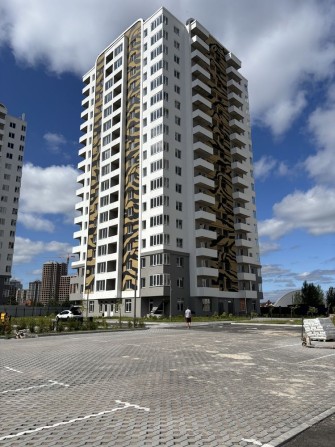 Велика 1-к квартира (51 м2) в ЖК Саванна-Сіті - фото 1