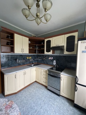 Продаж 2 х кімн квартири 53 м2  центр Вишневевого - фото 1
