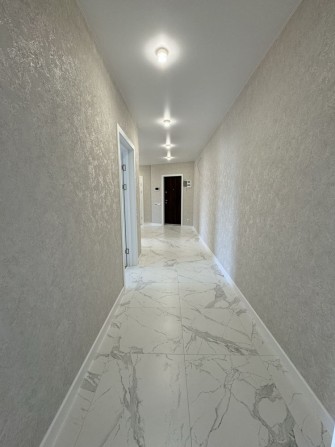 Продам 3 кімнатну в сучасному якісному ремонті - фото 1