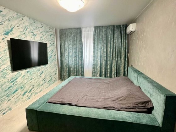 2к з ДОРОГИМ ремонтом. Торг Вишневое