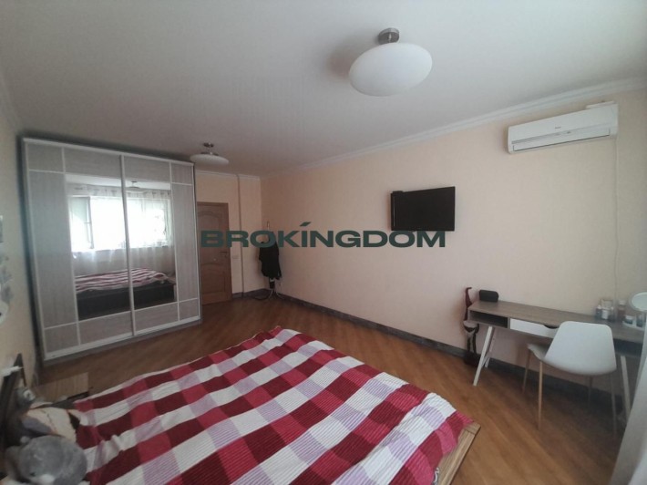 Продаж велика 1-кімн квартира, 55 м² / вул. Симоненка 2-б, / Бровари - фото 1