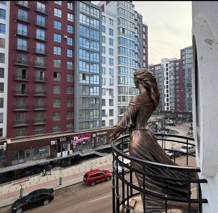 Продам 1- но кім квартиру в центрі міста жк Княгинен - фото 1