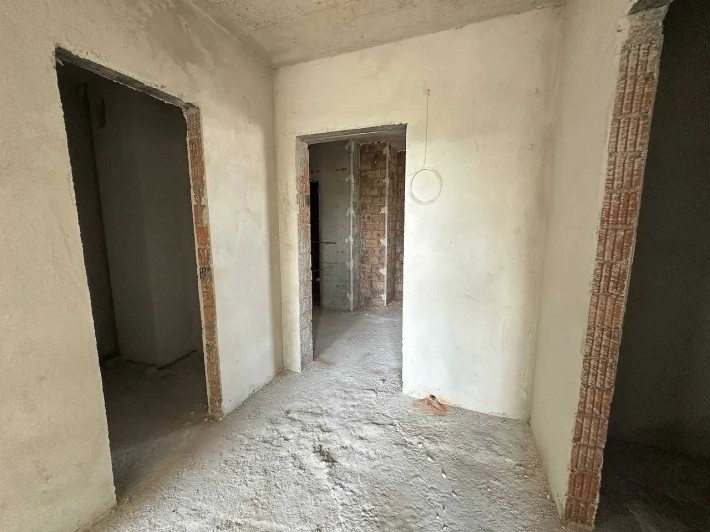 Готова 1 км квартира 41м2 в в низькоповерховому будинку - фото 1