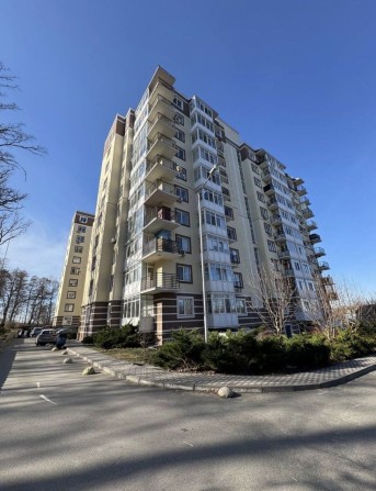 Однокімнатна  41м кв 33000  у.о біля Бучанського парку - фото 1