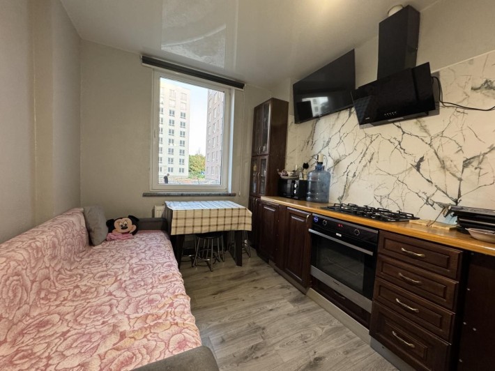 Класна 1 кімнатна квартира з ремонтом в БУЧІ - фото 1