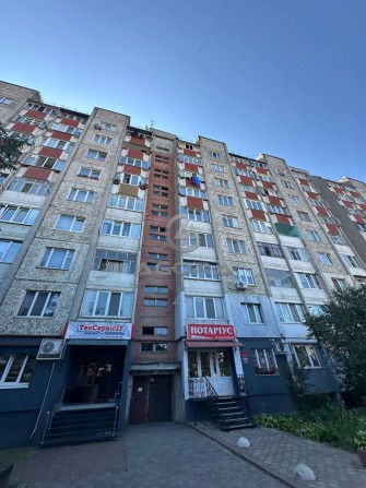 Однокімнатна квартира з ремонтом — вул. Івасюка, 24 - фото 1