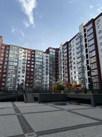 продам двокімнатну квартиру в центрі міста,поруч ратуша та парк,2 кім - фото 1